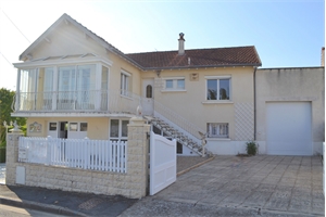 maison-villa à la vente -   86100  CHATELLERAULT, surface 110 m2 vente maison-villa - APR712397